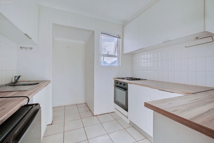2 Bedroom Property for Sale in Sherwood Eastern Cape